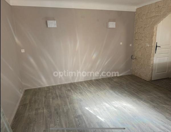 MAISON DE VILLAGE AVEC TERRASSE SUD T3+T2!