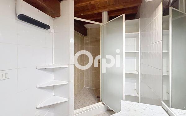 Appartement à louer    3 pièces •  Le Soler