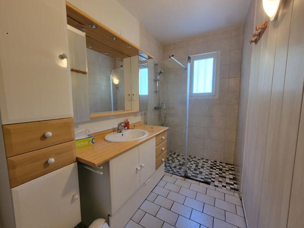 Maison de plain-pied  - Saint Sébastien Sur Loire -  idéalement située - proche toutes commodités