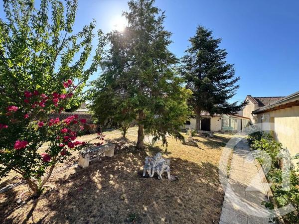 Maison à vendre  6 pièces - 132,02 m 2   POITIERS  - 86