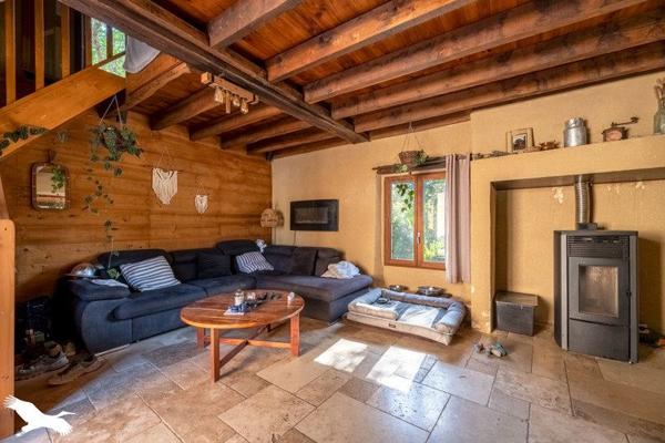 Maison à vendre 434 889 € Saint-Pierre-de-Chignac 8 p 277 m² DPE B