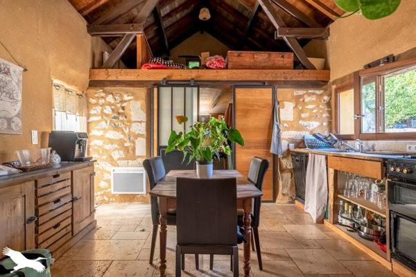 Maison à vendre 434 889 € Saint-Pierre-de-Chignac 8 p 277 m² DPE B