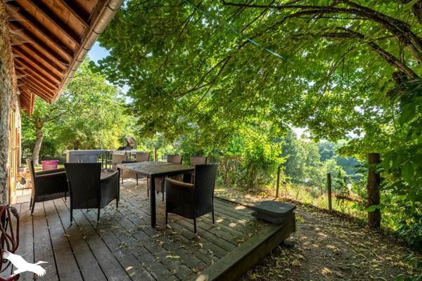 Maison à vendre 434 889 € Saint-Pierre-de-Chignac 8 p 277 m² DPE B