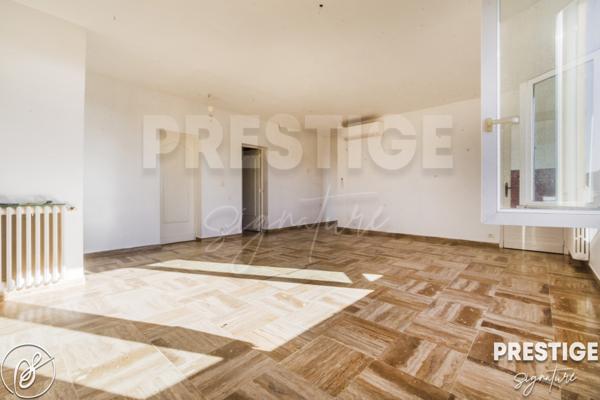 Appartement
                                                                                                                                                                                                                                                                                                                        4 pièce(s)                                                                                                                                                                                                          3 chambre(s)                                                                                                                                                                                                          115  m²