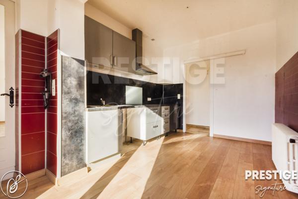 Appartement
                                                                                                                                                                                                                                                                                                                        4 pièce(s)                                                                                                                                                                                                          3 chambre(s)                                                                                                                                                                                                          115  m²