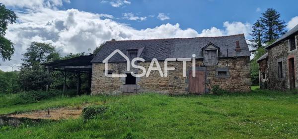 Corps de ferme à rénover sans vis à vis.