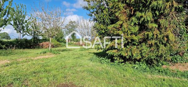 Corps de ferme à rénover sans vis à vis.