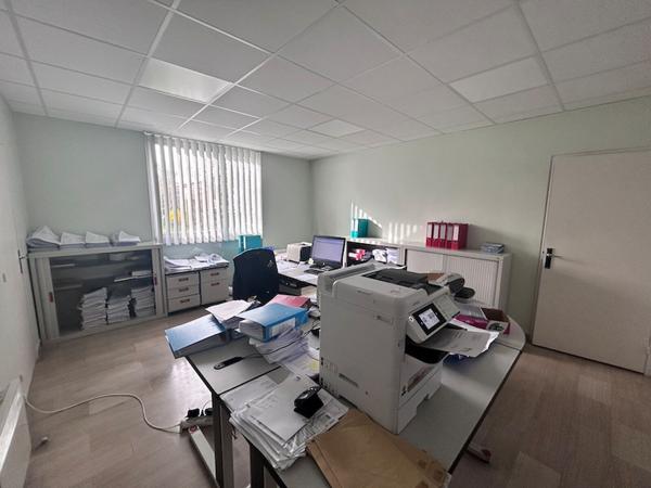 BOURG EN BRESSE - BUREAUX - CENORD - 100 m2 à louer en RDC