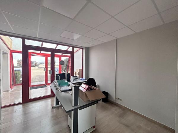 BOURG EN BRESSE - BUREAUX - CENORD - 100 m2 à louer en RDC