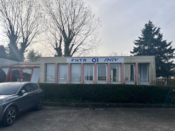 BOURG EN BRESSE - BUREAUX - CENORD - 100 m2 à louer en RDC