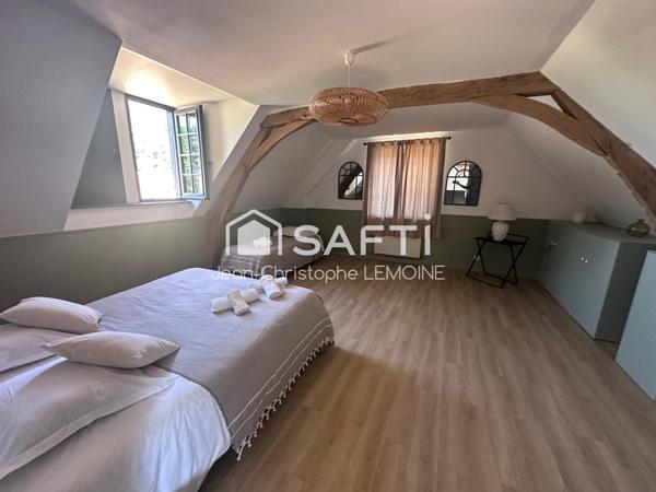 Manoir de 430 m2 avec deux annexes prestigieuses