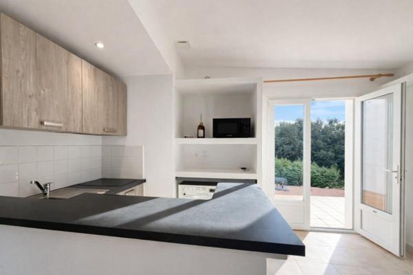 Un domaine de vacances entre mer et maquis à Bonifacio