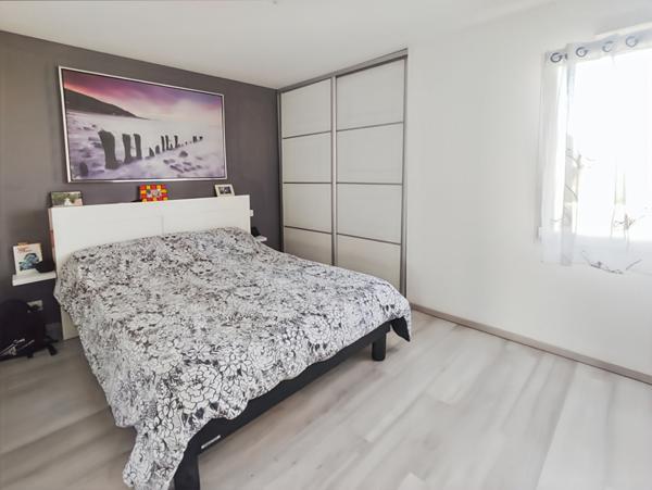 Maison Saint Pierre Montlimart 5 pièce(s) 112.40 m2