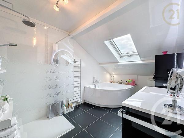 Maison à vendre  7 pièces - 151 m2 PRINGY - 77
