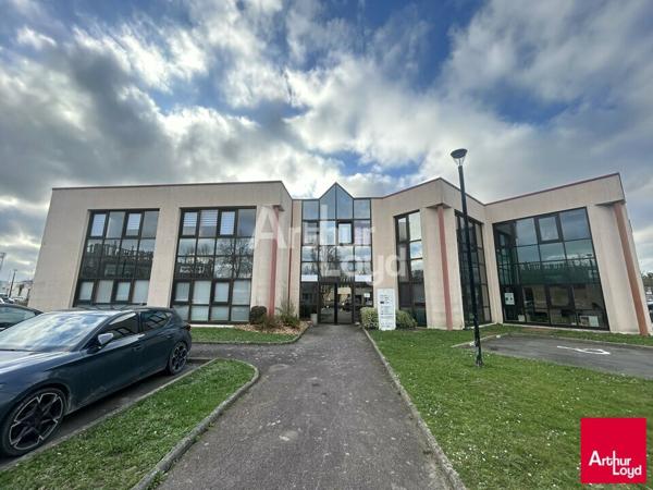 CESSON SEVIGNE - BUREAUX A LOUER - 143 M²