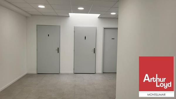 MONTELIMAR - ZONE DU MEYROL - A LOUER PLATEAU DE BUREAUX DE 118 M2 DIVISIBLE