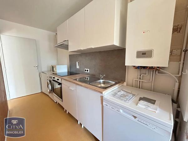 Appartement à louer 3 pièces 73m² Belfort (90000)