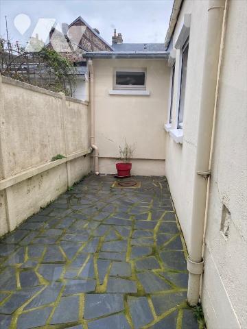 Centre Ville Maison avec 4 chambres offrant de beaux volumes