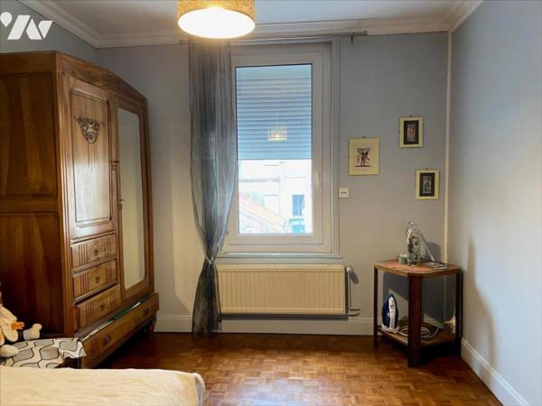 Centre Ville Maison avec 4 chambres offrant de beaux volumes