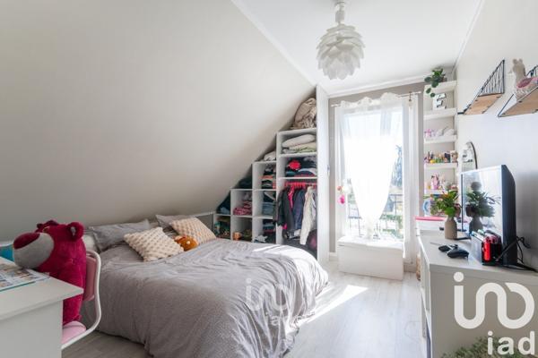 Maison 6 pièces de 115 m² à Longnes (78980)