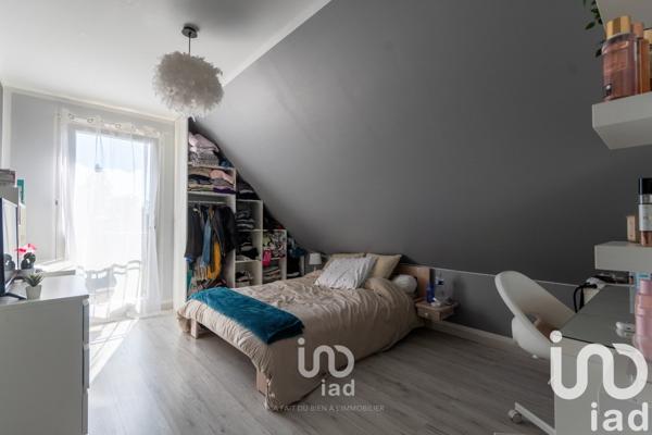 Maison 6 pièces de 115 m² à Longnes (78980)