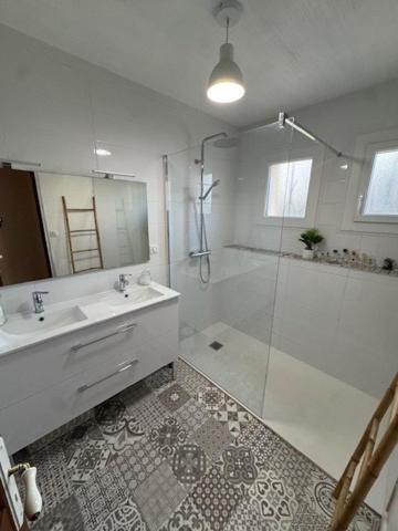 Maison à FRESNAY-SUR-SARTHE, 72130 - 7 pièces 145m²