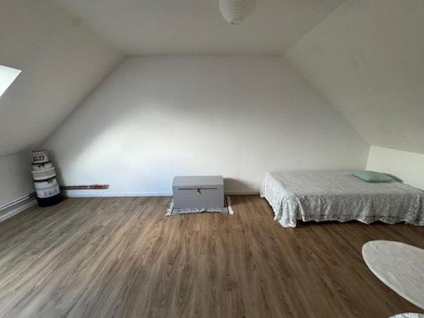 Maison à FRESNAY-SUR-SARTHE, 72130 - 7 pièces 145m²