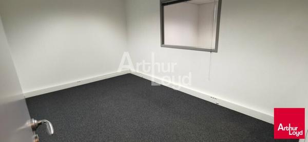 SAINT GREGOIRE - BUREAUX A LOUER - 77 M²