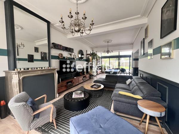 Maison 10 pièces - 247 m²