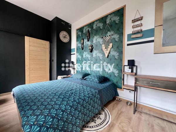 Maison 10 pièces - 247 m²