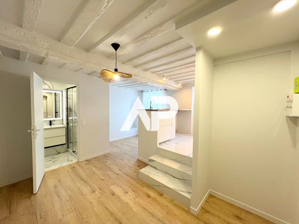 Appartement Studio à Montmorency 145 000 € **  - Référence  1675