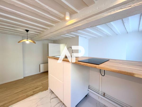 Appartement Studio à Montmorency 145 000 € **  - Référence  1675