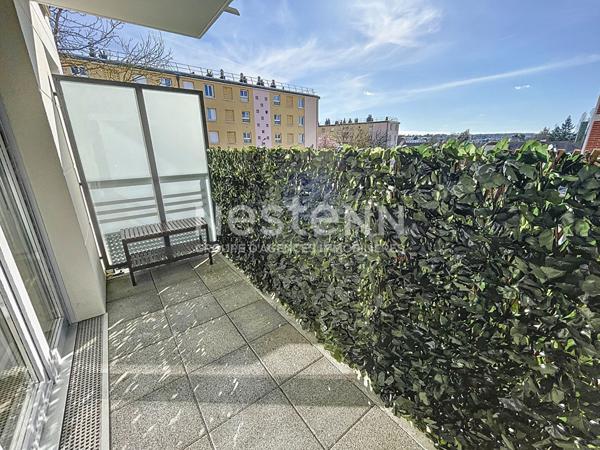 A vendre Appartement récent de 4 pièces de 80 m2 - Quartier gare Plaisir-Grignon