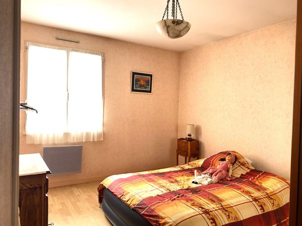 Bazoches-sur-le-Betz (45210) BAZOCHES-SUR-LE-BETZ