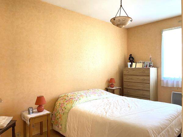 Bazoches-sur-le-Betz (45210) BAZOCHES-SUR-LE-BETZ