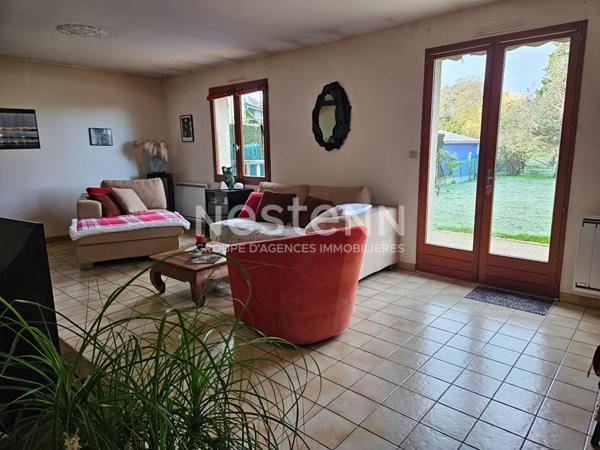 A VENDRE A LA FLECHE Pavillon de plain-pied proche écoles et commerces