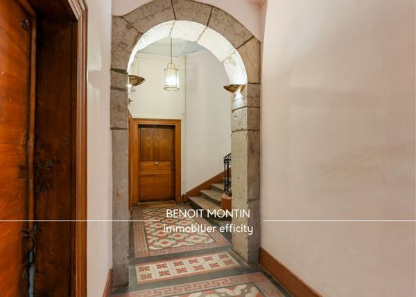 Appartement 5 pièces - 140 m² Exclusivité efficity