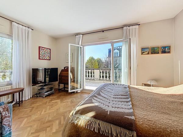 Vente Appartement131,11 m² - 5 Pièces - SAINT MAUR DES FOSSES (94100)