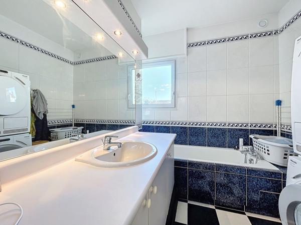 Vente Appartement131,11 m² - 5 Pièces - SAINT MAUR DES FOSSES (94100)