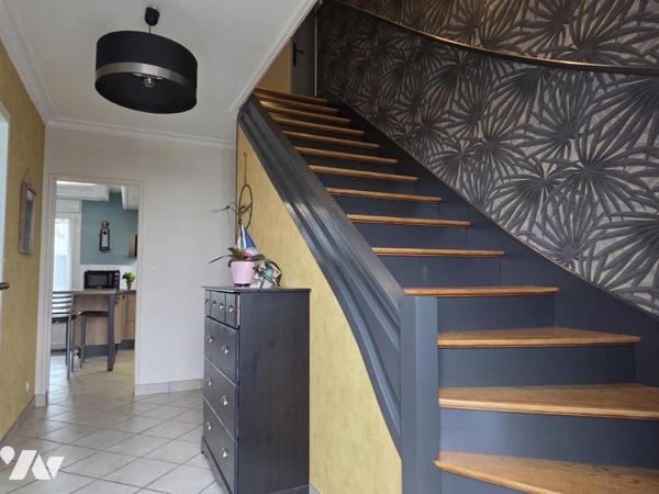 Pavillon sur sous-sol total dans un quartier calme 158 m² habitables