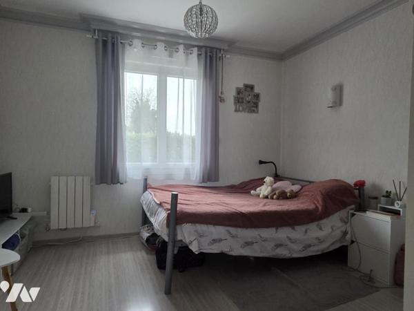 Pavillon sur sous-sol total dans un quartier calme 158 m² habitables