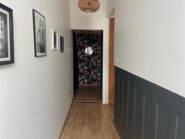 LUCON (85) COEUR DE VILLE MAISON DE CHARME ET DE CARACTERE AVEC PISCINE ET ANNEXE + 5 LOCATIFS OCCUPES