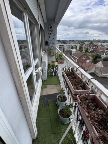Appartement 4 pièce(s) 2 chambre(s) 65 m²