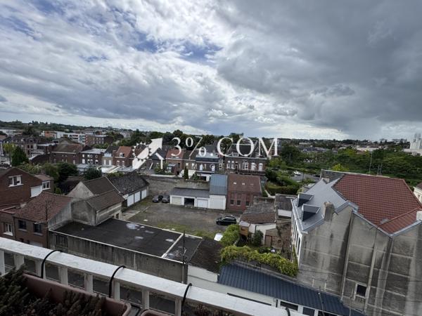 Appartement 4 pièce(s) 2 chambre(s) 65 m²