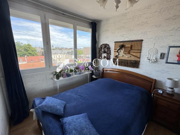Appartement 4 pièce(s) 2 chambre(s) 65 m²