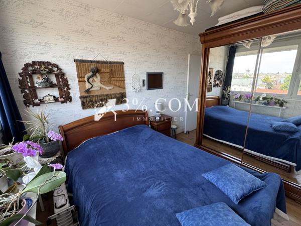 Appartement 4 pièce(s) 2 chambre(s) 65 m²