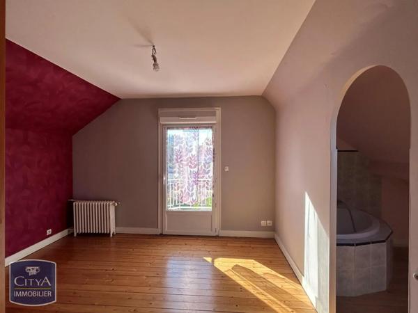 Appartement à louer 5 pièces 145m²