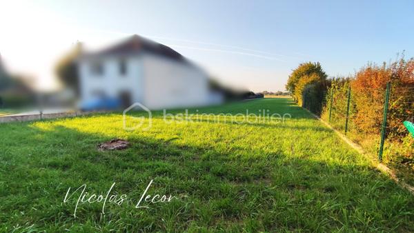 Terrain de 2 111 m²