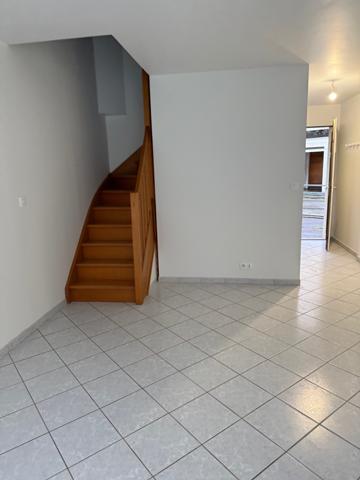 Maison
                                                                                                                                                                                                                                                                                                                        3 pièce(s)                                                                                                                                                                                                          2 chambre(s)                                                                                                                                                                                                          64.8  m²