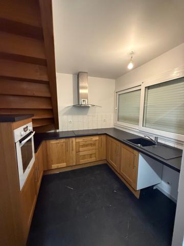 Maison
                                                                                                                                                                                                                                                                                                                        3 pièce(s)                                                                                                                                                                                                          2 chambre(s)                                                                                                                                                                                                          64.8  m²